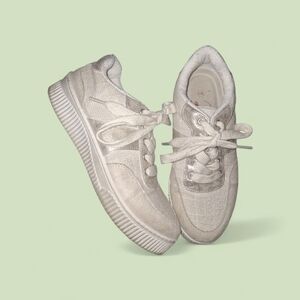 Stylish Cream Sneakers